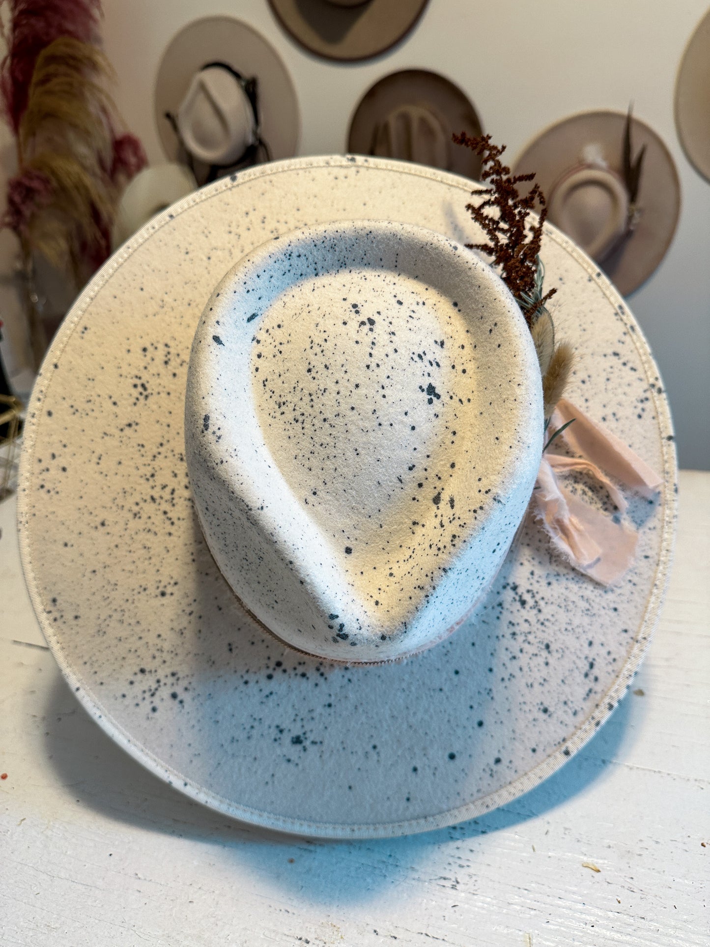 Wynonna XL Brim