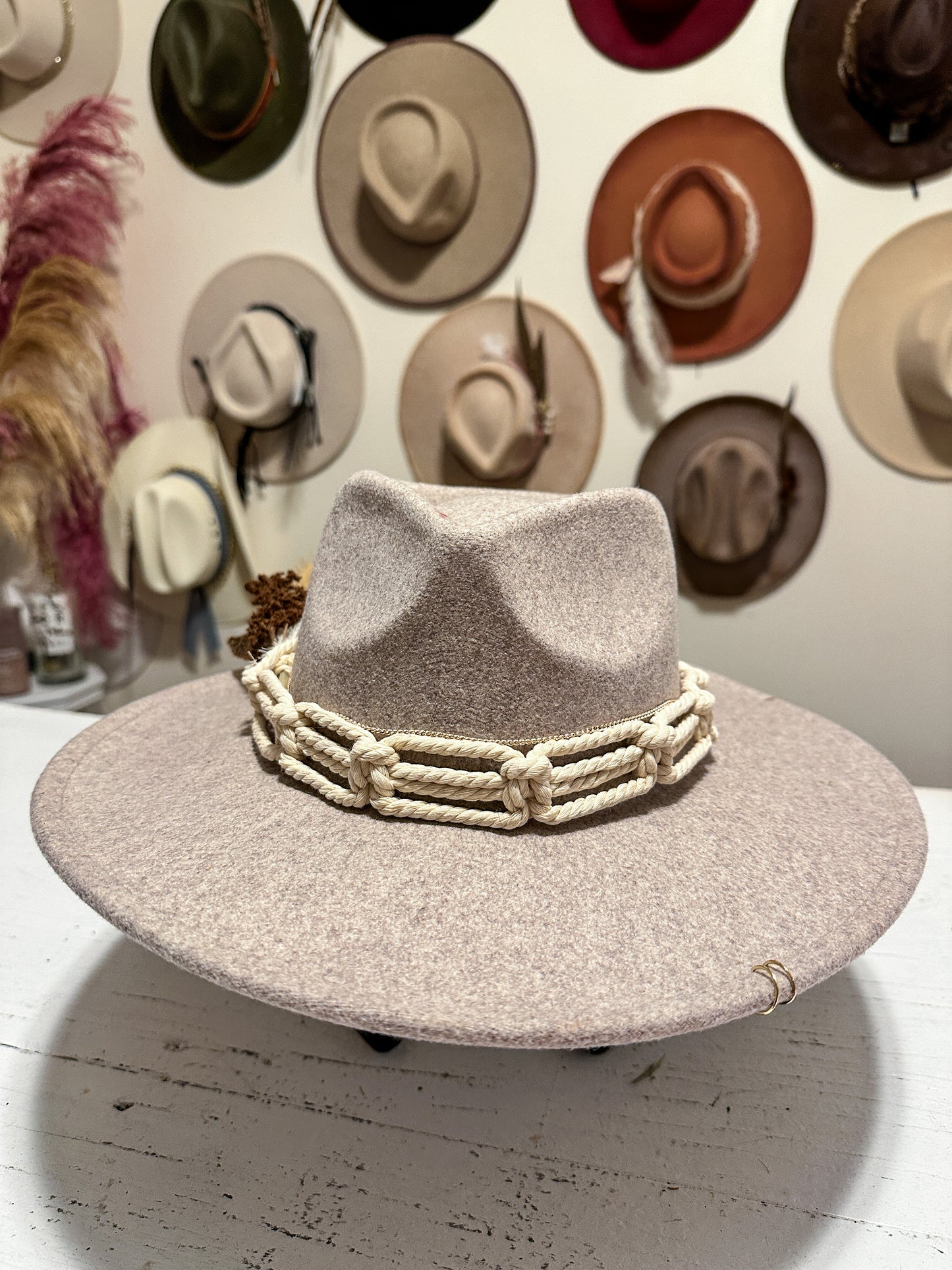 Painted Daisy Large Brim