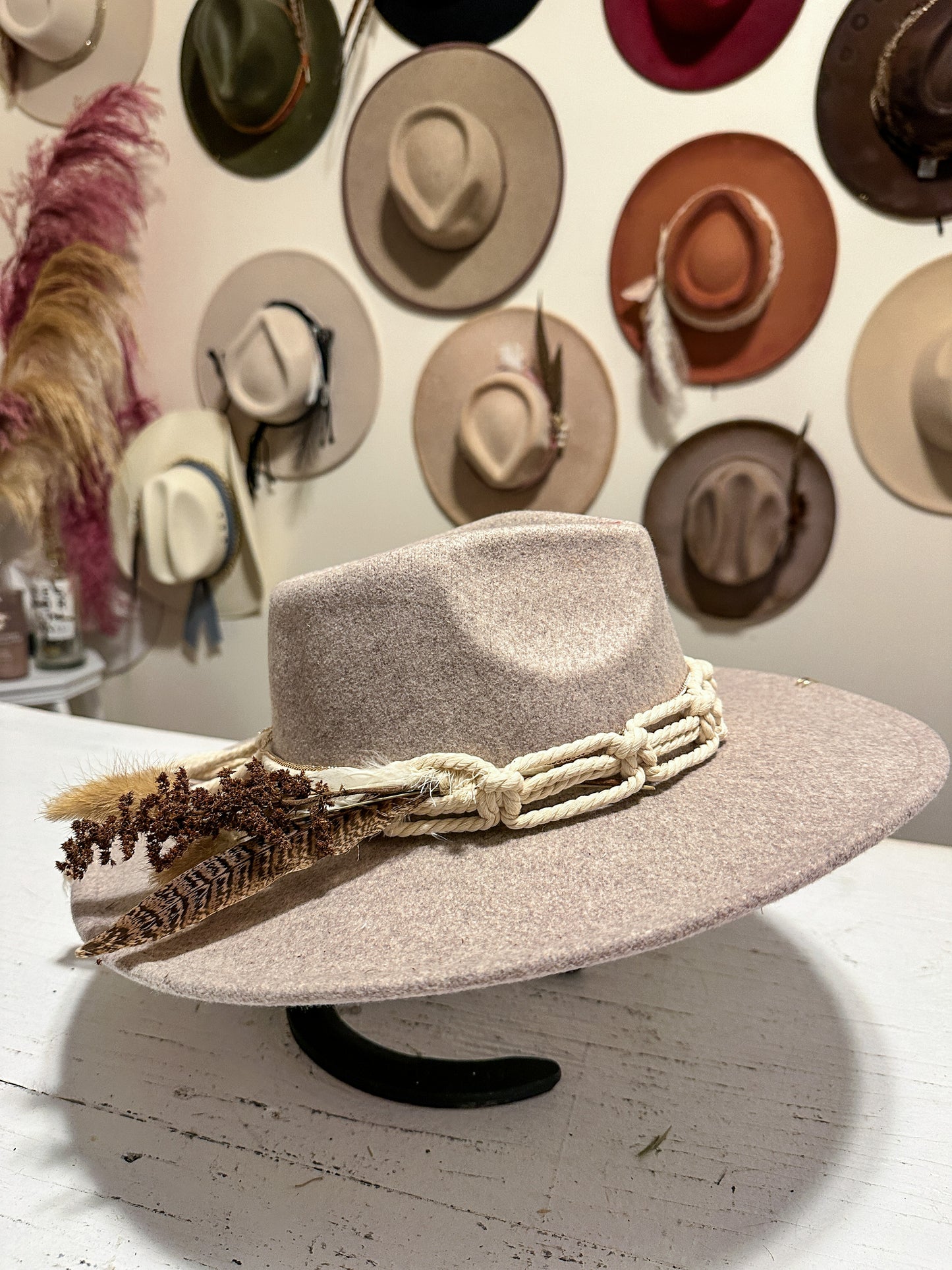 Painted Daisy Large Brim