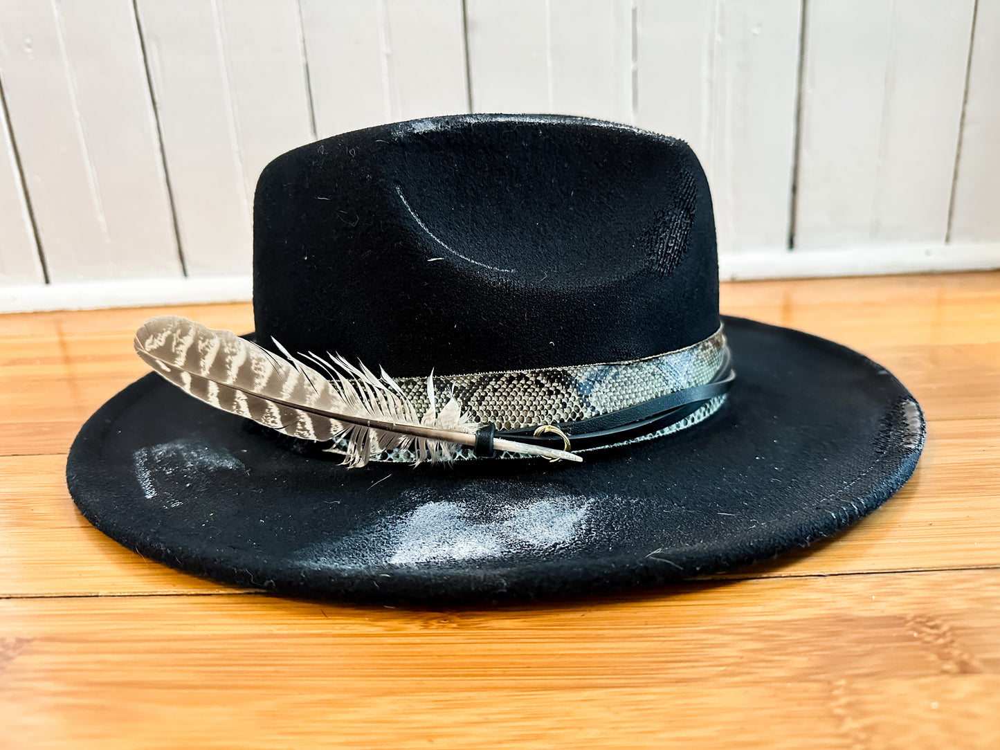 Paint it Black Small Brim