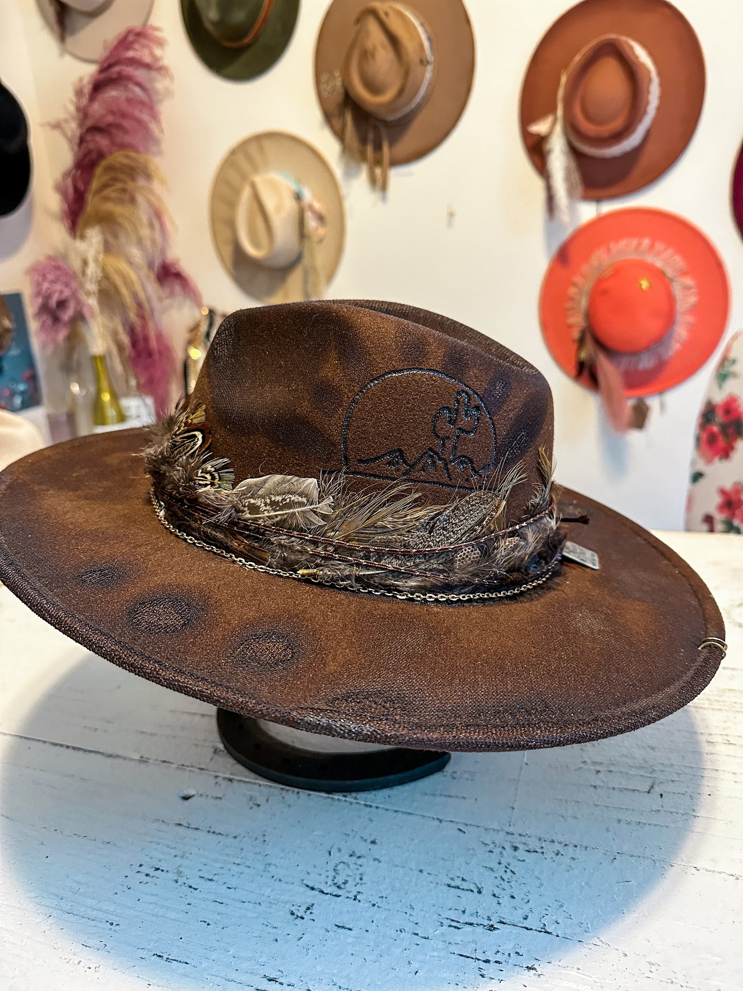 Bronco Large Brim