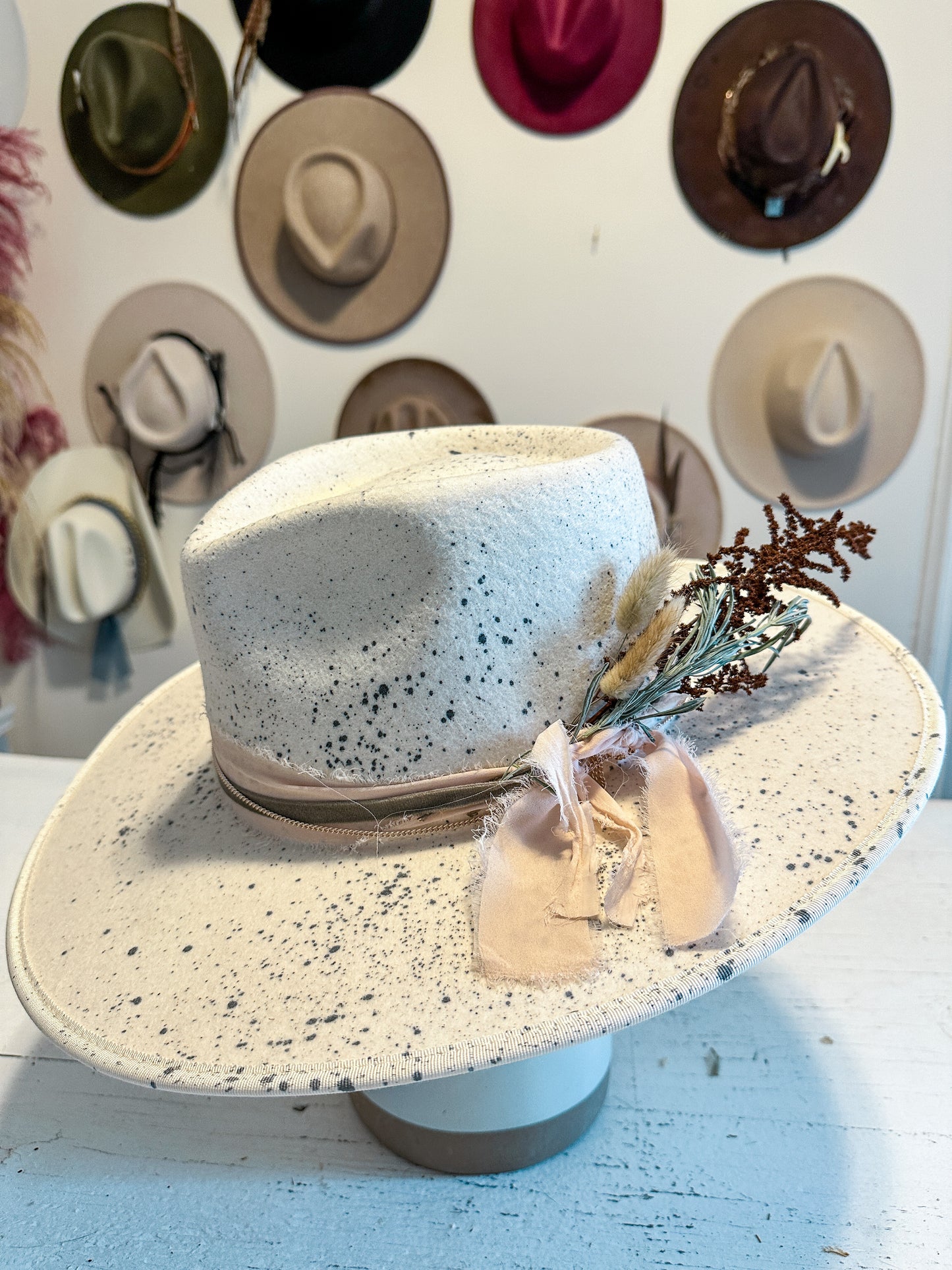 Wynonna XL Brim